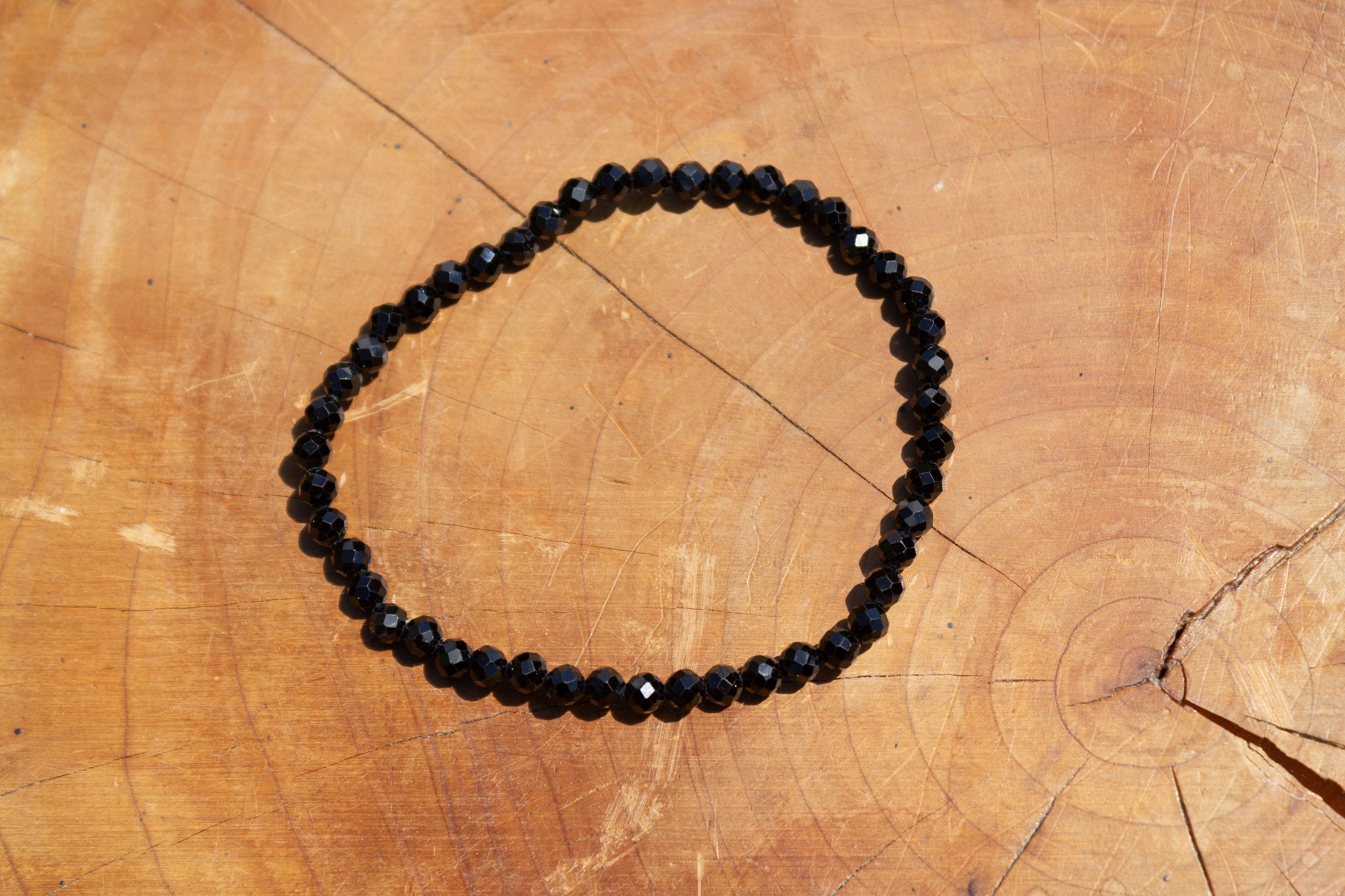 Bracelet de spinelle noire