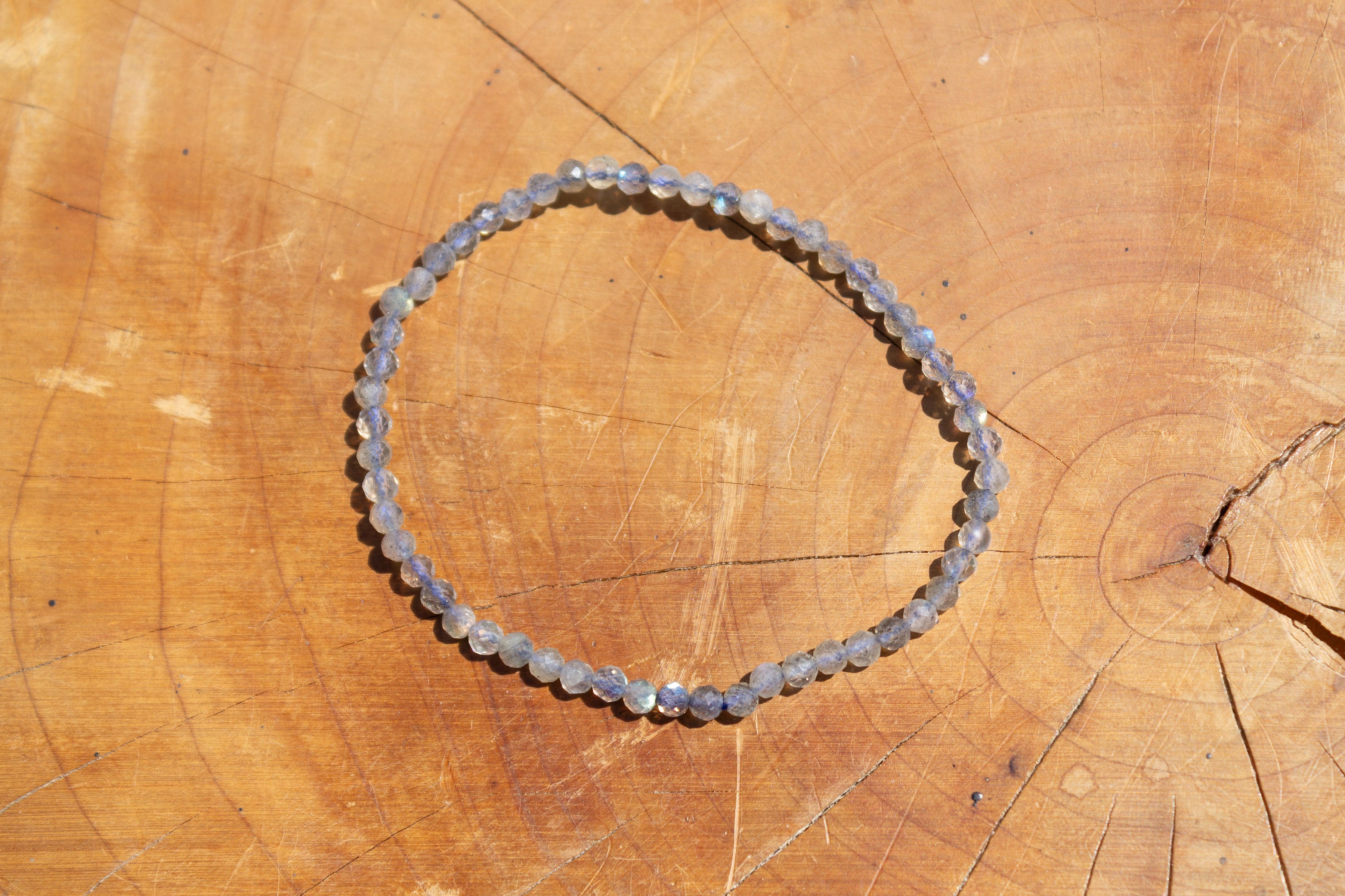 Bracelet de labradorite grise fin